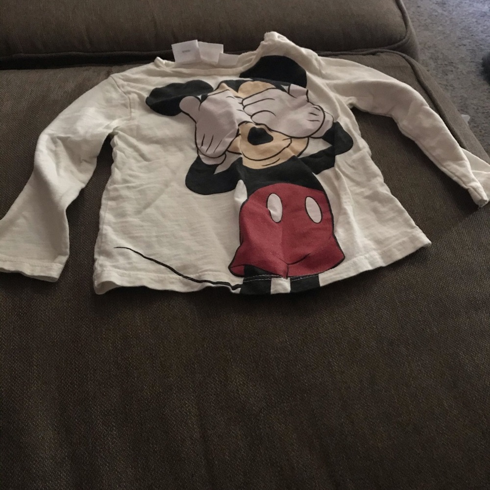 Peek-A-Boo Mickey